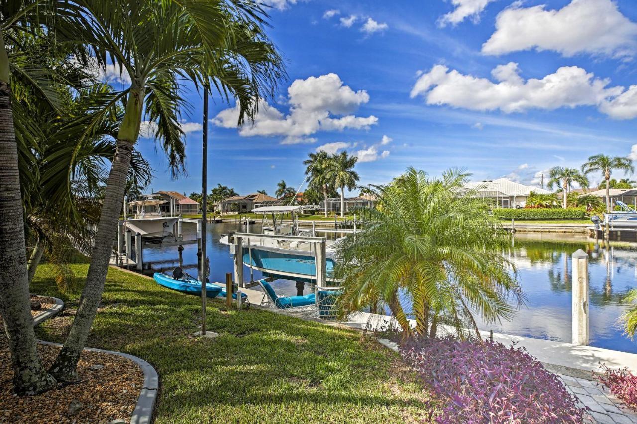 Canal Waterfront Home With Private Pool And Dock! 푼타고다 외부 사진