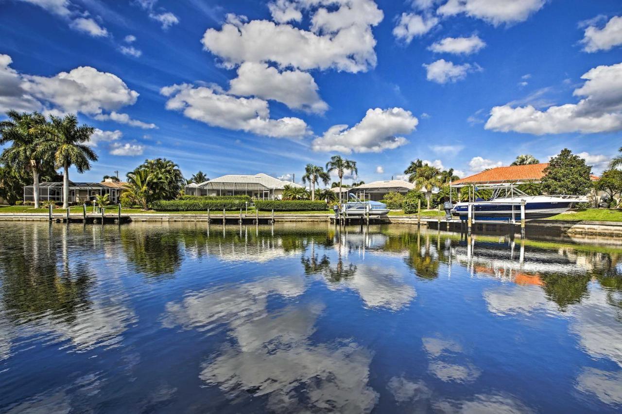 Canal Waterfront Home With Private Pool And Dock! 푼타고다 외부 사진