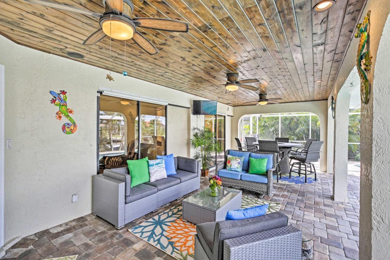 Canal Waterfront Home With Private Pool And Dock! 푼타고다 외부 사진